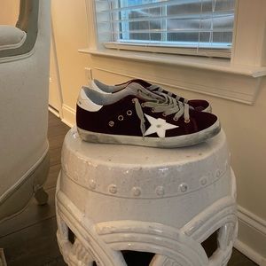 Golden Goode Superstar, size 38, maroon velvet